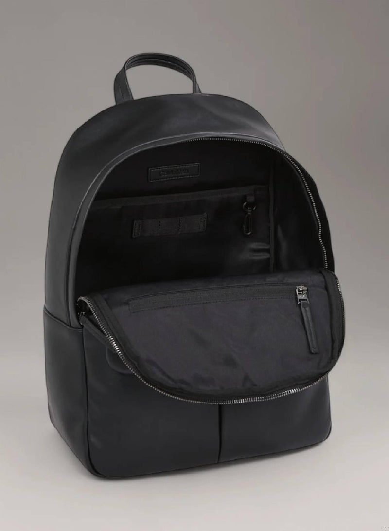 CALVIN KLEIN Square Backpack - Image 3