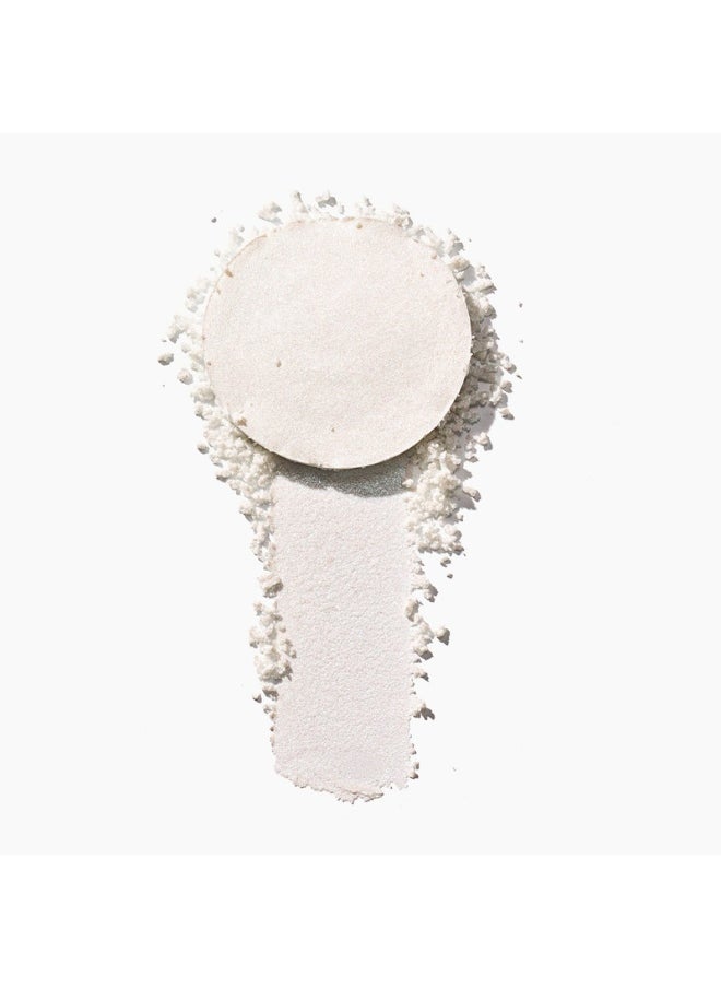 Catrice Diamond Haze Highlighter 010  - Image 3
