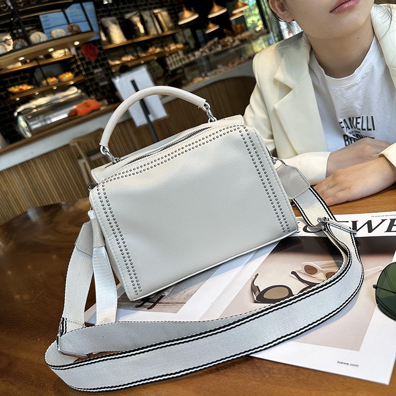 Casual Cowhide Women'S Bag Korean Style Fashionable Boston Pillow Bag Rivet Handbag Shoulder Bag - Image 2