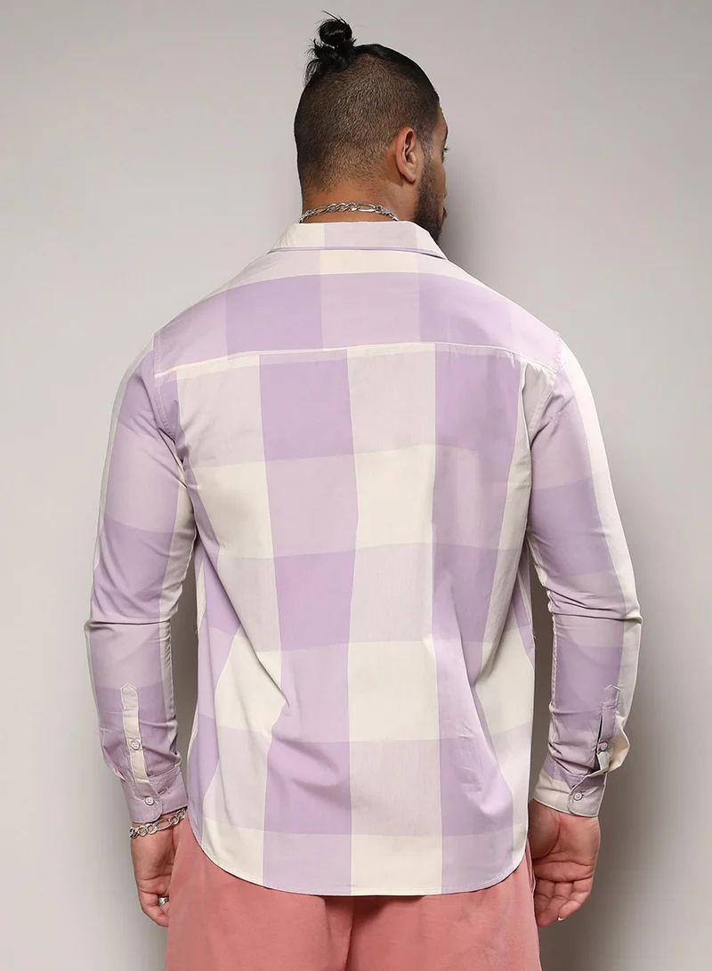 Instafab Plus Instafab Plus Men's White & Lilac Buffalo Check Button Up Plus-Size Fit Shirt For Casual Wear | Cotton Spread Collar Shirt Crafted With Regular Sleeve & Comfort Fit For Everyday Wear
