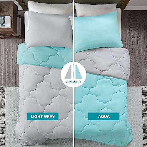 Comfort Spaces مجموعة لحاف كومفورت سبيسز فيكسي القابلة للعكس - غطاء هندسي عشوائي عصري، بديل دافئ مريح لجميع الفصول، مع وسادة متطابقة، أكوا/رمادي، حجم كامل/ملكة 3 قطع - Image 5