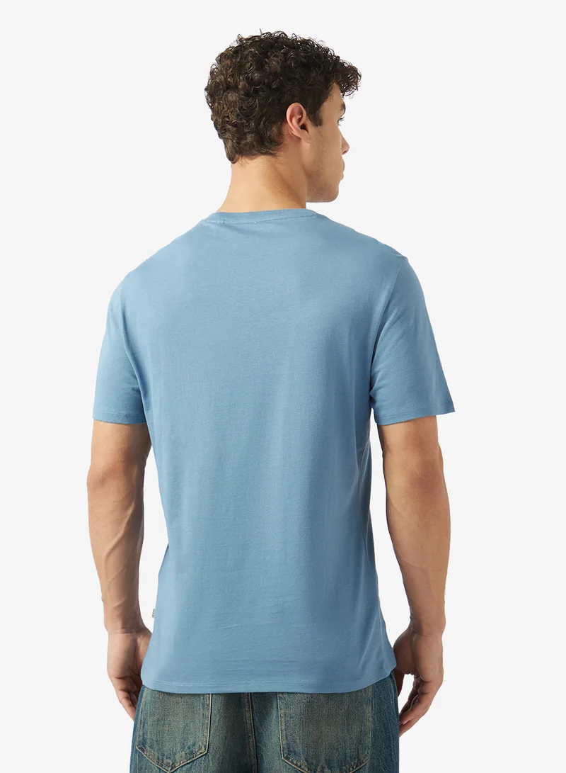 GUESS  Crew Neck Short Sleeve T-Shirt for Men | Best Price UAE