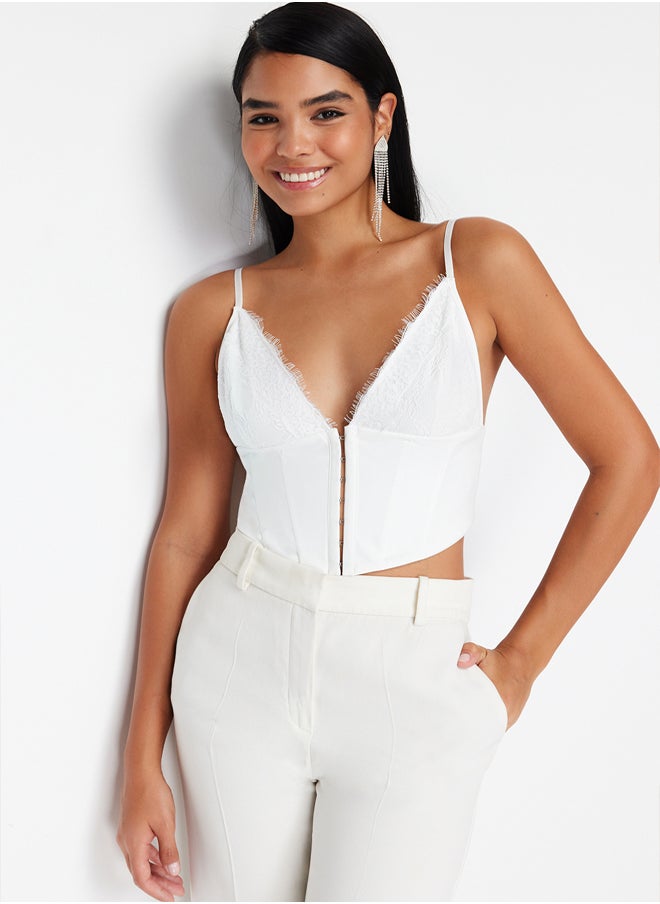trendyol - Bridal White Crop Lined Woven Agraphed Lace Bustier TPRAW23BS00045 - Image 1