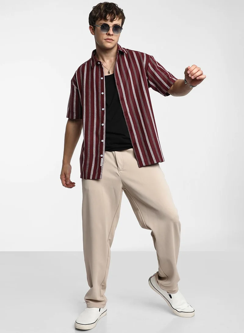 كامبوس سوترا Men's Maroon Red Pencil Striped Shirt