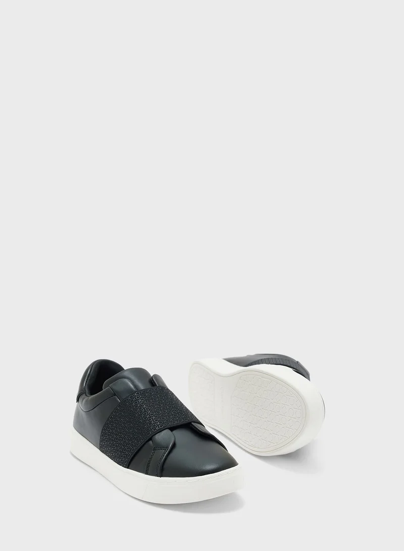 CALVIN KLEIN Lace Up Low Top Sneakers