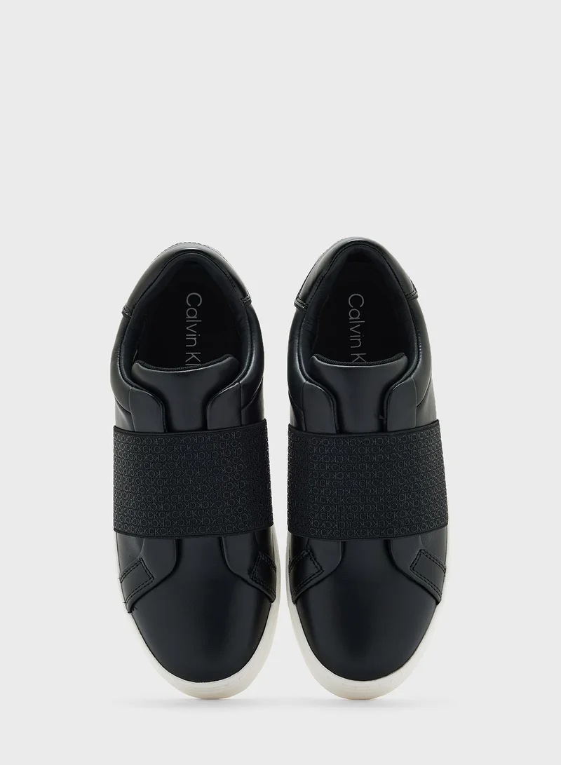CALVIN KLEIN Lace Up Low Top Sneakers