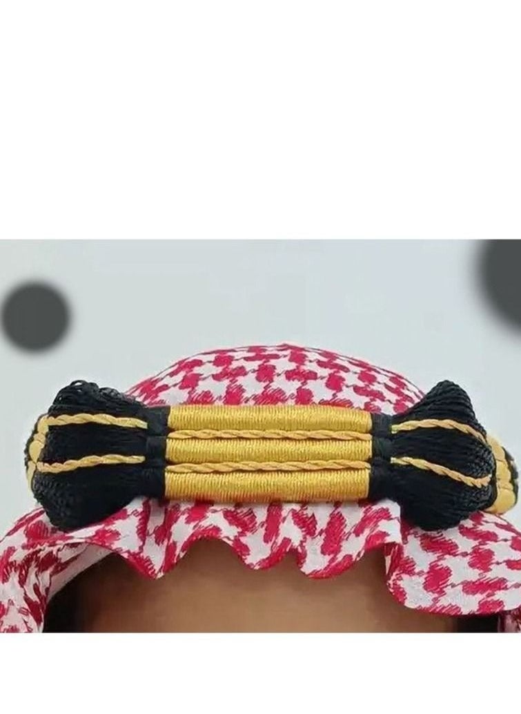 Generic - King Faisal's distinctive headband in a unique way to participate in the Saudi 6th Day - Image 1