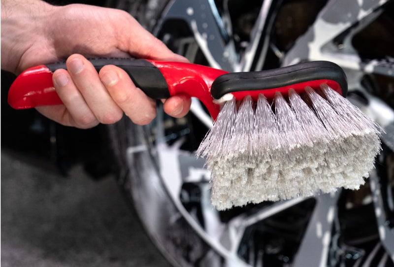 Mothers Car Wash Brush, Wheel and Fender Brush, Short Handle Tire Cleaner for Car Detailing, 10 Inch, Red/Black - Image 3