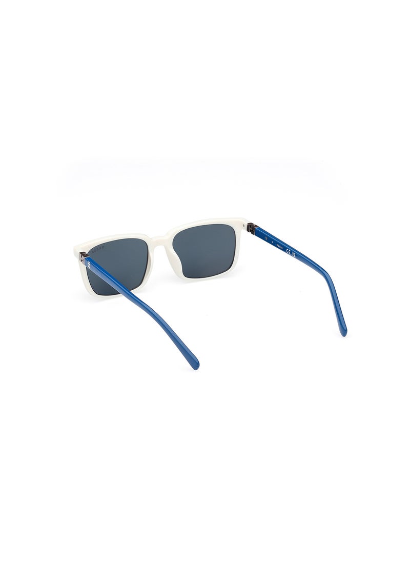 GUESS - Boys UV Protection Rectangular Sunglasses - GU923624V49 - Lens Size: 49 Mm - Image 1