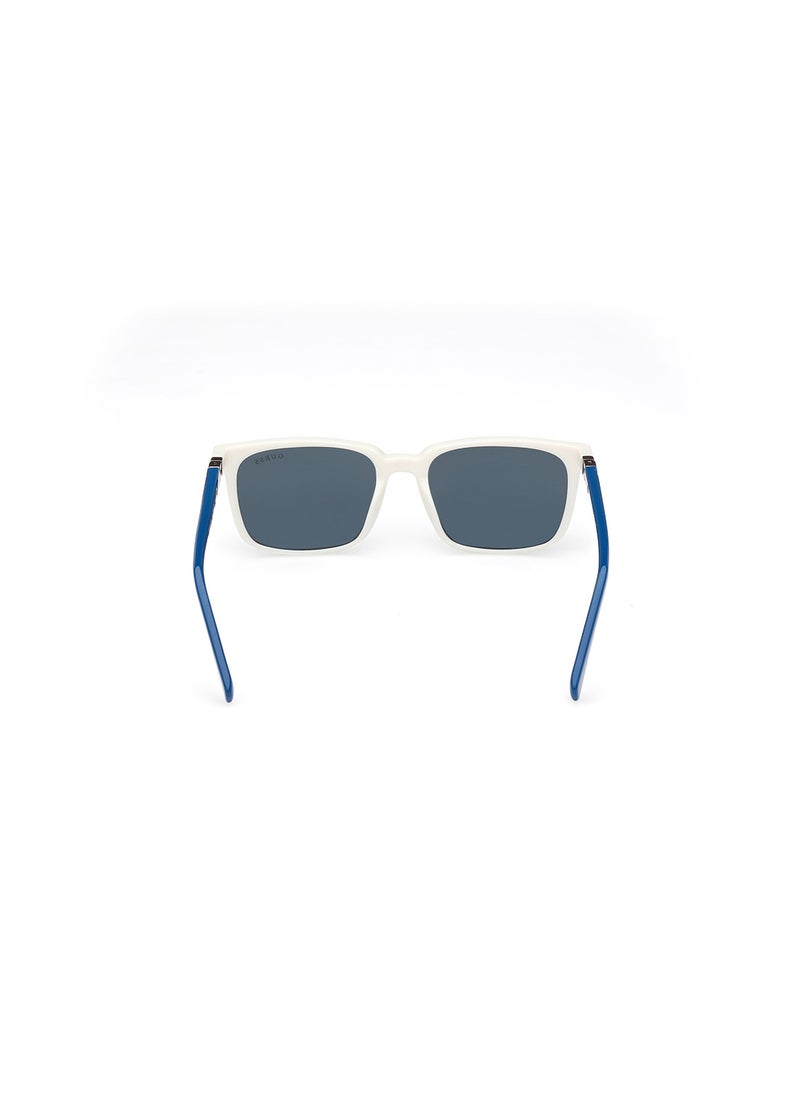 GUESS - Boys UV Protection Rectangular Sunglasses - GU923624V49 - Lens Size: 49 Mm - Image 1