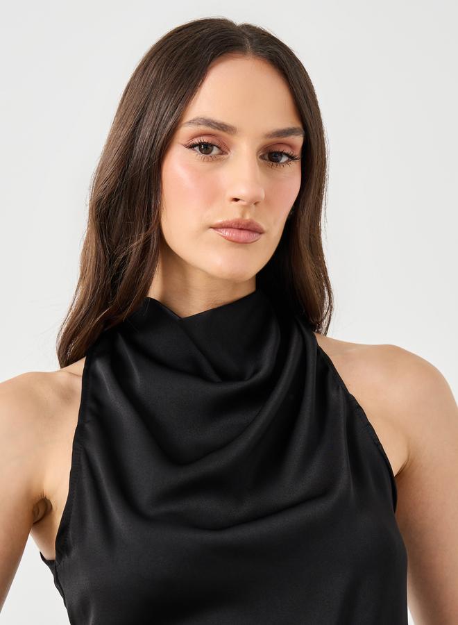 ستايلي بلوزة نسائية بياقة مدورة وحافة غير متماثلة من ستايلي باللون الأسود - Image 3