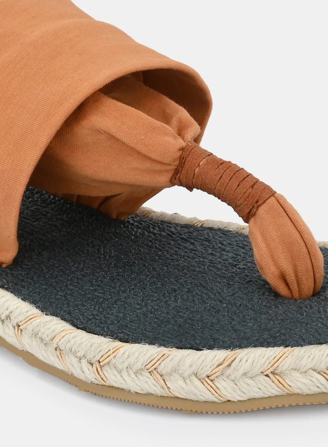 فريش فيت صنادل مسطحة بحزام  من ستايلي - Image 3