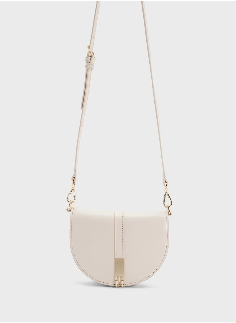 TOMMY HILFIGER HERITAGE SADDLE BAG