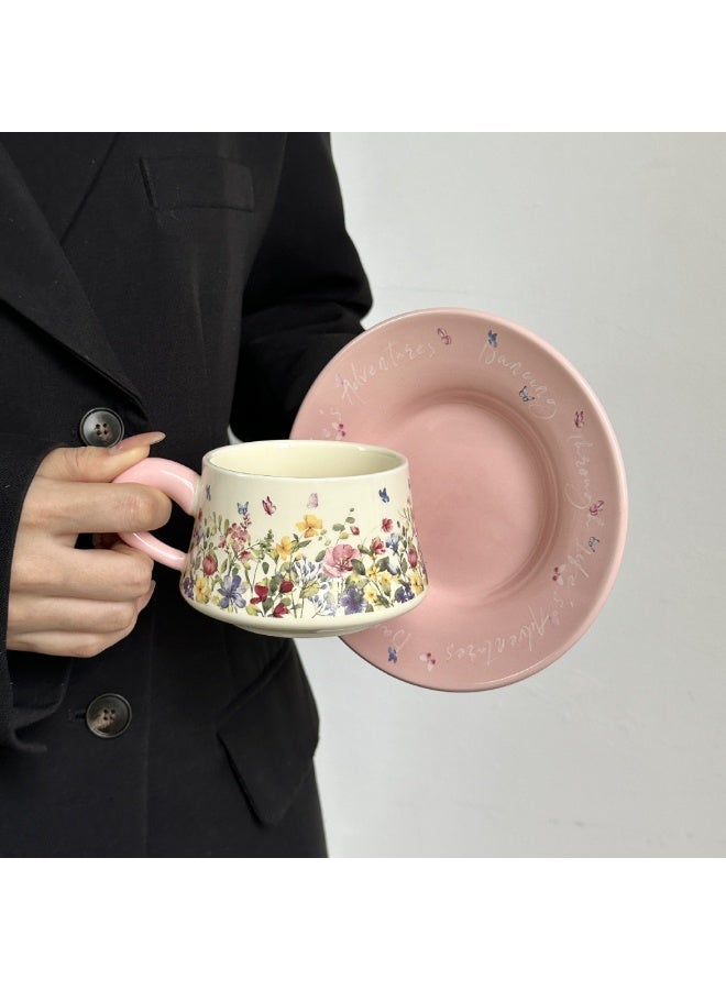AceLuste Vintage Ceramic Coffee Cup and Saucer Gift Set, 300ml Large Capacity Coffee Cup Set with Gift Box, Saucer & Spoon, Elegant Floral Hand-Painted Design, Perfect for Coffee，Tea and Espresso Lovers, Best Gift for Family and Friends Any Occasions - Image 4