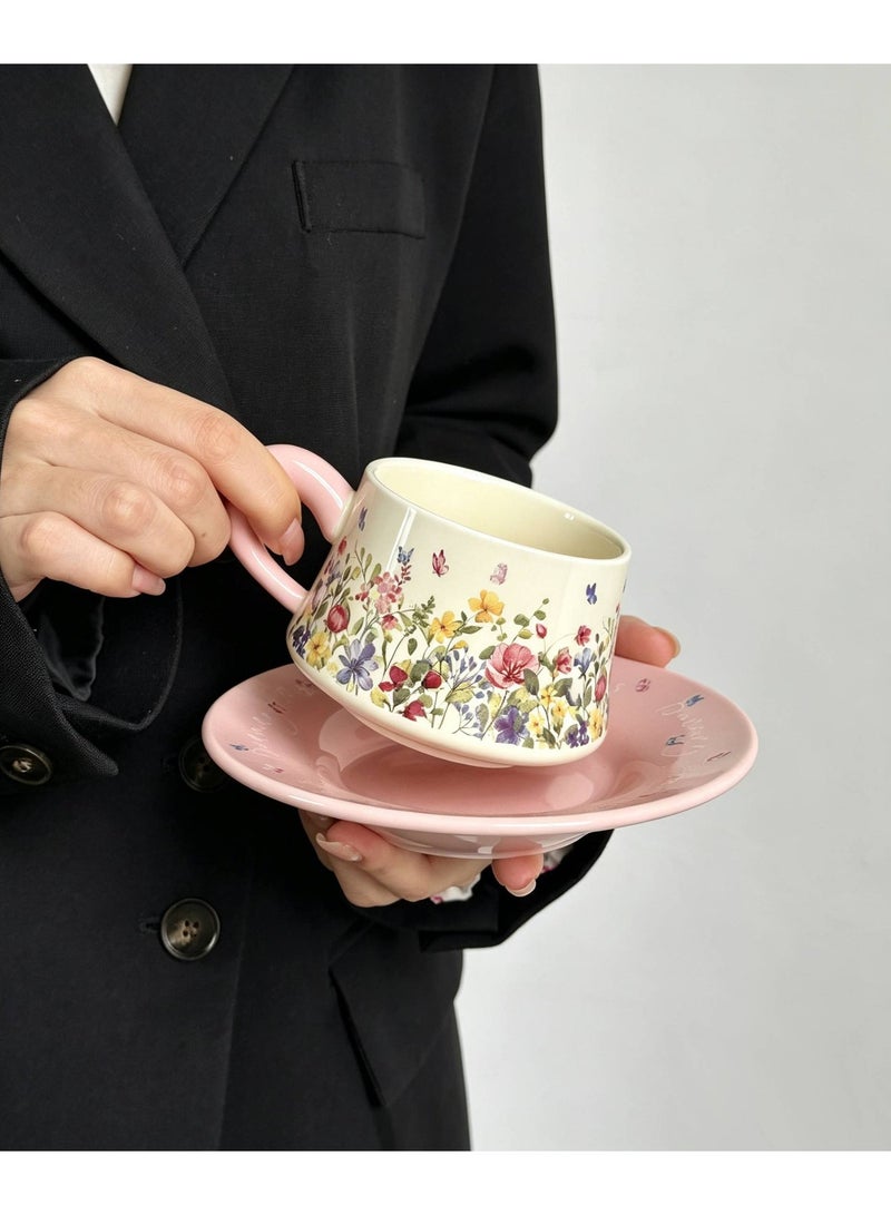 AceLuste Vintage Ceramic Coffee Cup and Saucer Gift Set, 300ml Large Capacity Coffee Cup Set with Gift Box, Saucer & Spoon, Elegant Floral Hand-Painted Design, Perfect for Coffee，Tea and Espresso Lovers, Best Gift for Family and Friends Any Occasions - Image 4