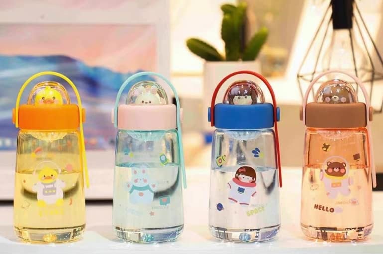 TEMSON Cute Water Bottle for Kids – BPA Free Water Bottle, Anti-Leak Non-Toxic Durable Water Bottle for Girls, Boys, Children, School Bottle for Kids – 600 ML(SL-7078) (Space Girl - Blue) - Image 2