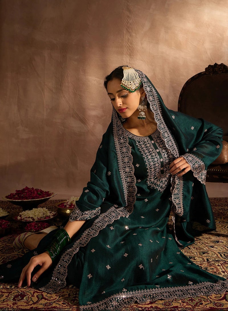 PRASHA Green Embroidered Straight Kurta Trousers With Dupatta set