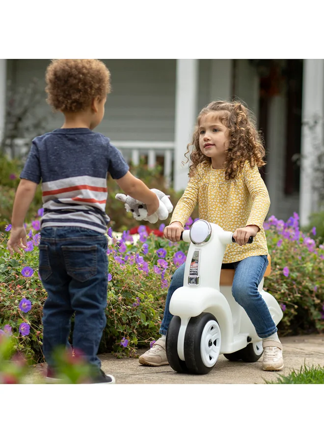 Step2 Ride Along Scooter for Kids, FoottoFloor Ride On Toy, Stylish Adventure on Four Wheels, Toddler Ages 1.54 Years Old, White