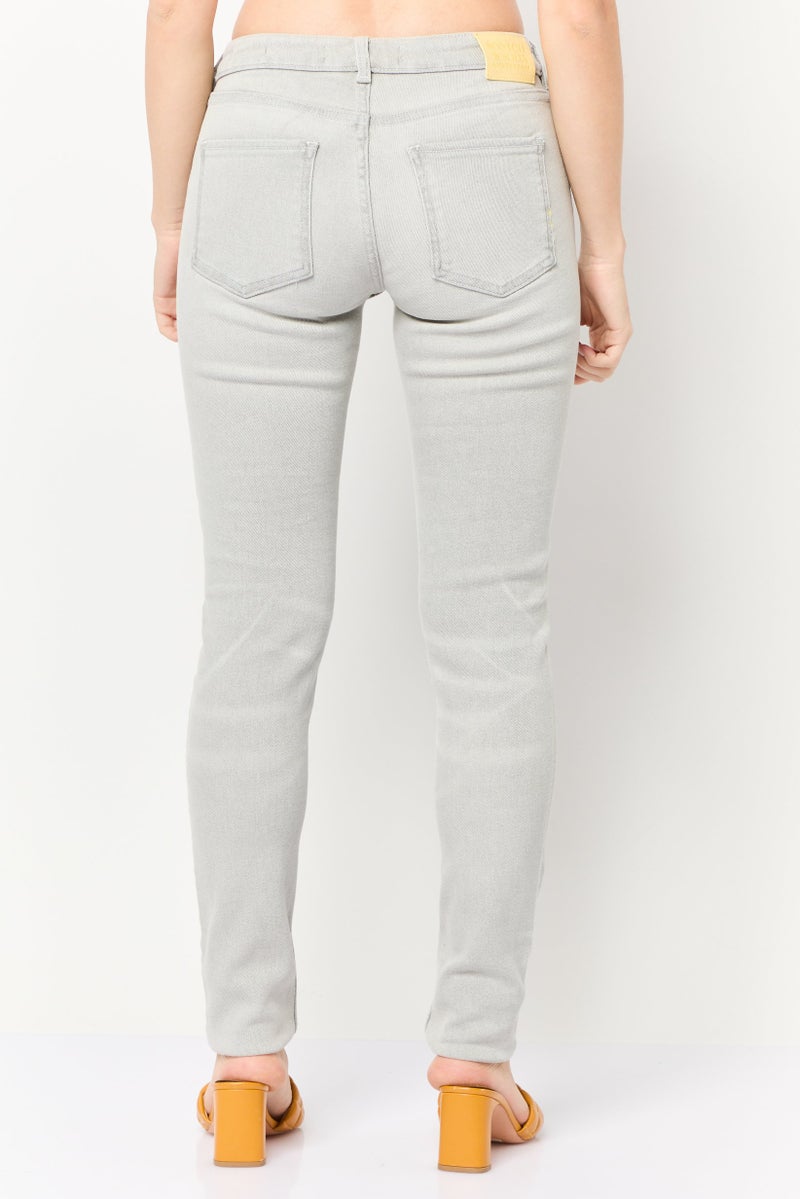 Scotch & Soda Women Regular Fit Washed Stretchable Jeans, Light Grey - Image 4