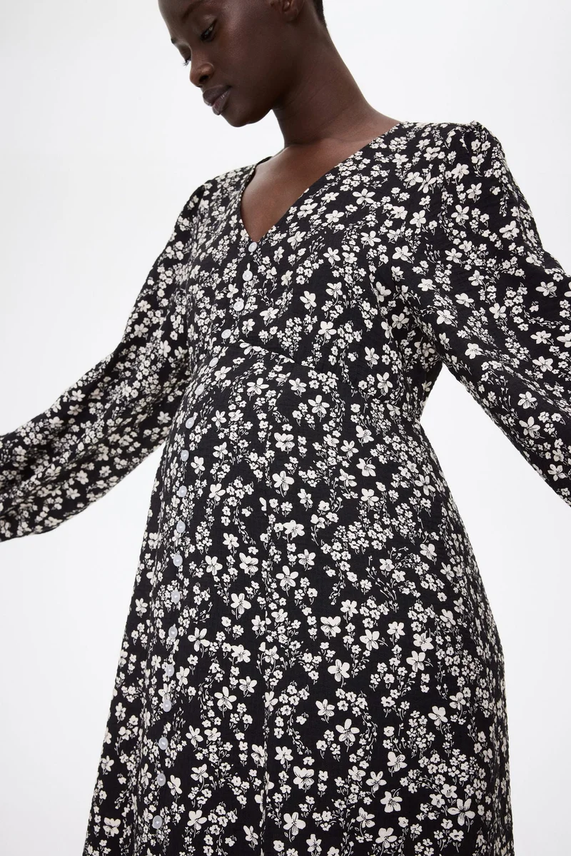 H&M MAMA Button-front dress