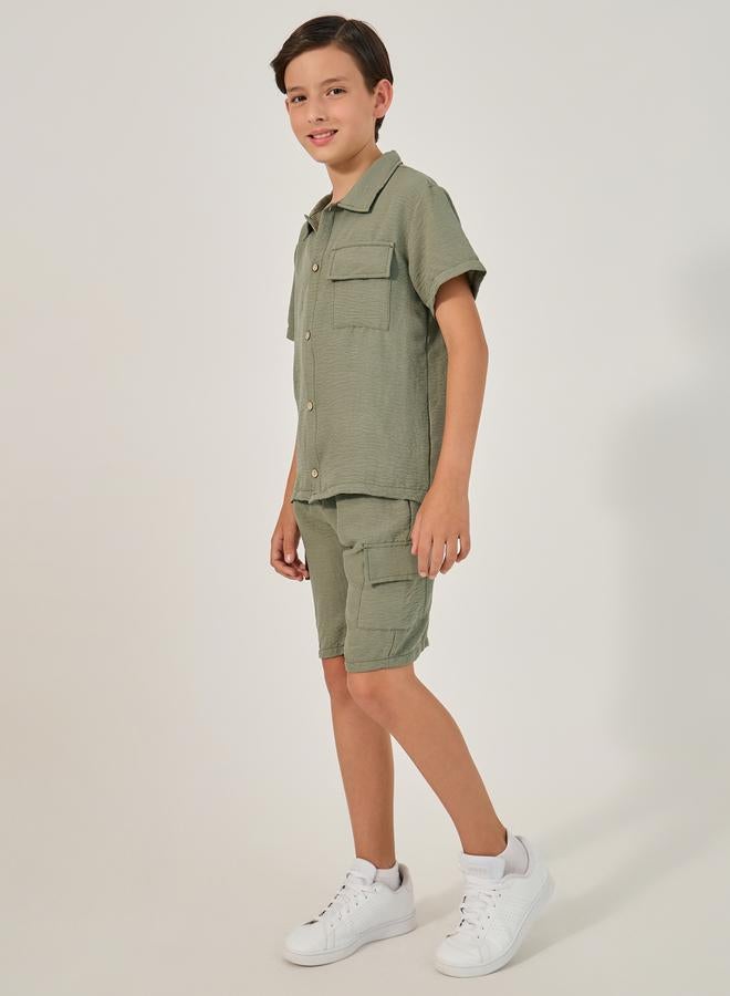 Styli Solid Crinkled Shirt and Cargo Shorts Set  - Image 2