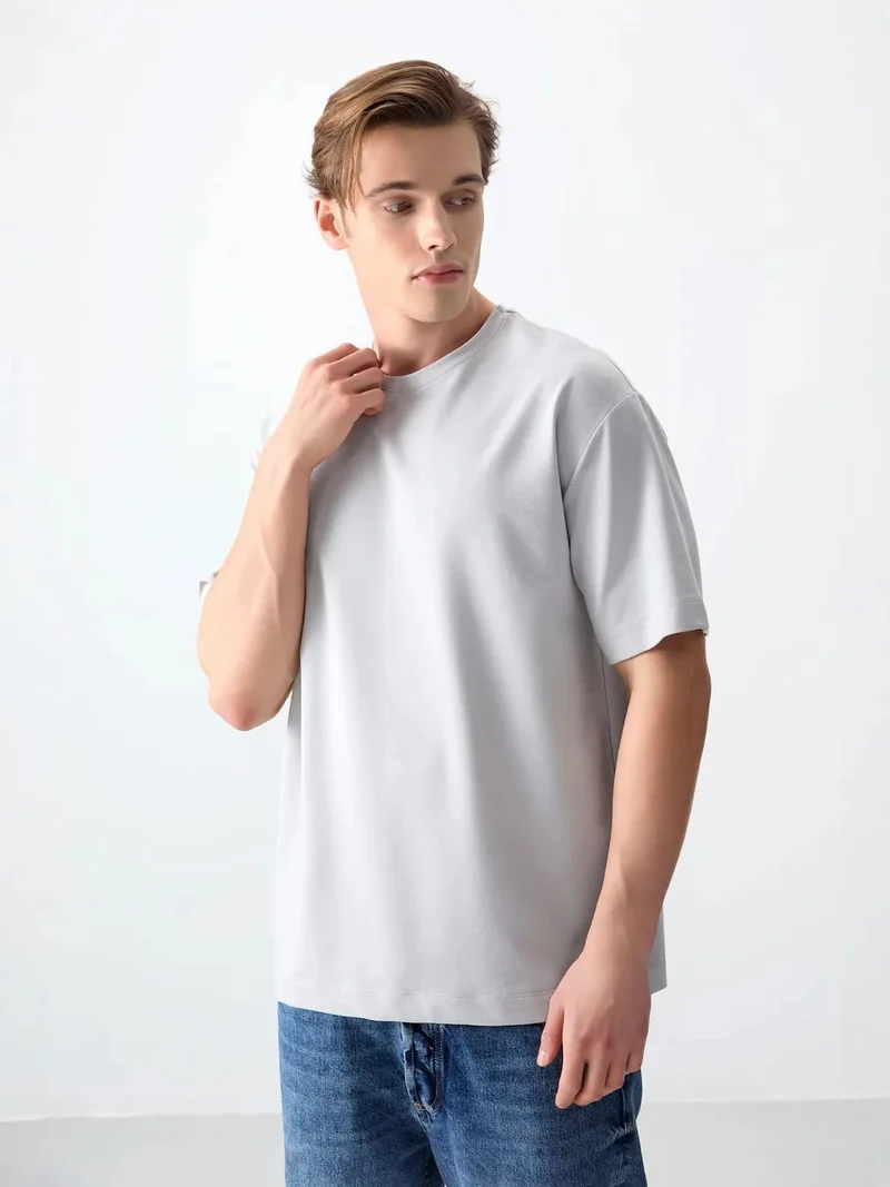 تومي لايف TOMMY Oversized Cotton Blend Crew Neck T-Shirt