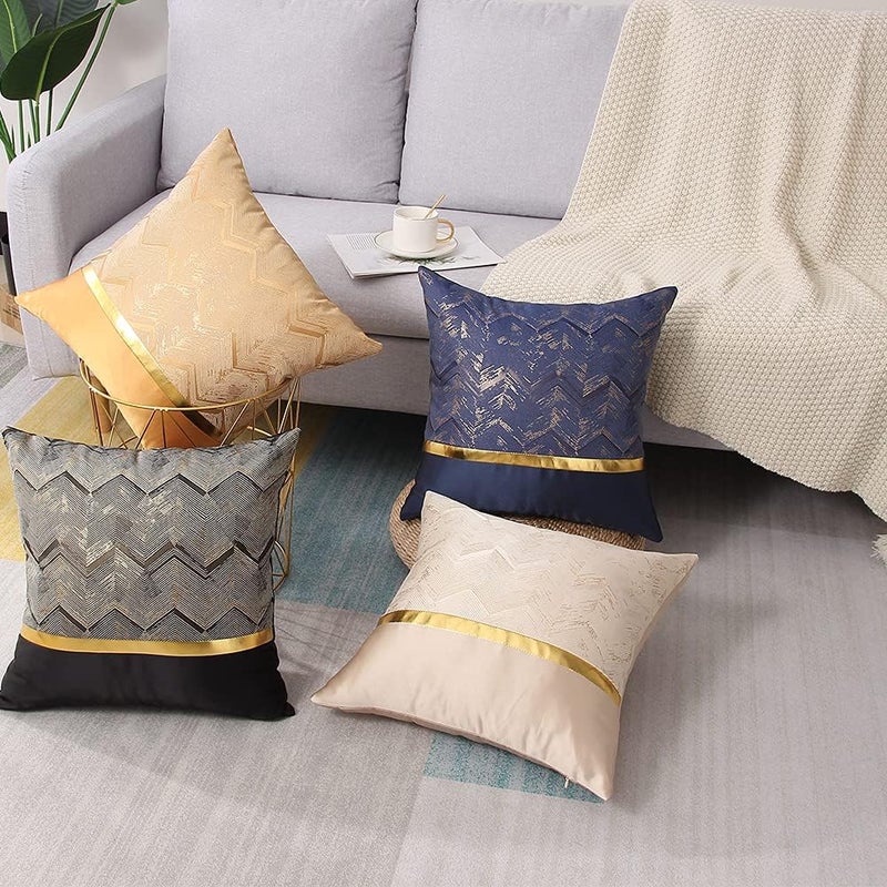Coeufuedy أغطية وسائد زخرفية مقاس 18×18 بوصة، لون بيج وذهبي، جلد، خطوط، ترقيع، جاكار، كيس وسادة فاخر، غطاء وسادة مربع حديث فاخر للأريكة والأرائك وغرفة المعيشة وغرفة النوم، طقم من قطعتين - Image 4