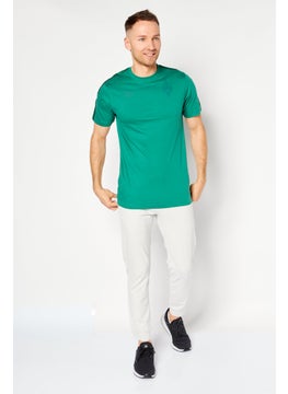 umbro Men Sportswear Fit Short Sleeve Brand Logo T-Shirt, Green  - Image 2
