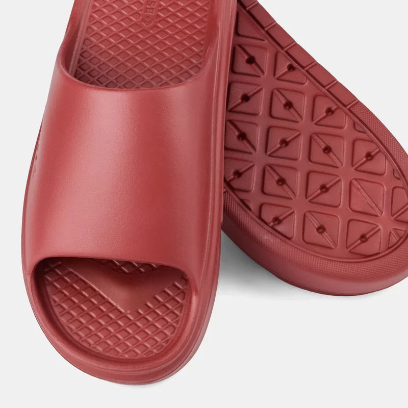Converse Red Men's Essential Slides for Men | Best Price UAE