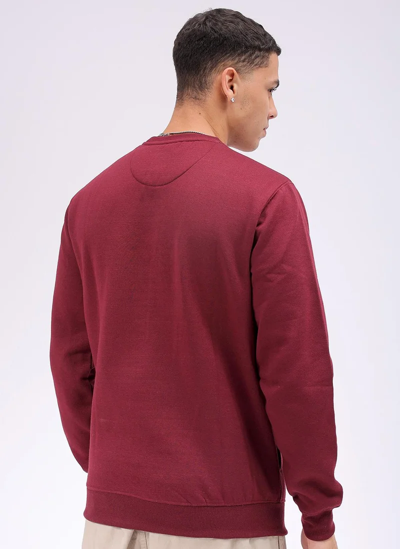 ذا انديان كراج كو Men Regular Fit Solid Crew Neck Overhead Sweatshirt