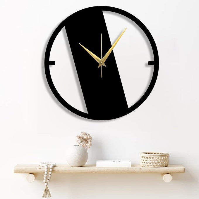 MATERIAL METAL WALL CLOCK BIG SIZE WALL CLOCK MODERN CLOCKS FOR LIVING ROOM STYLISH WALL CLOCKS FOR HOME ANTIQUE BIG SIZE MODERN WALL WATCH FOR HOME DECORBLACK40 CM DA60