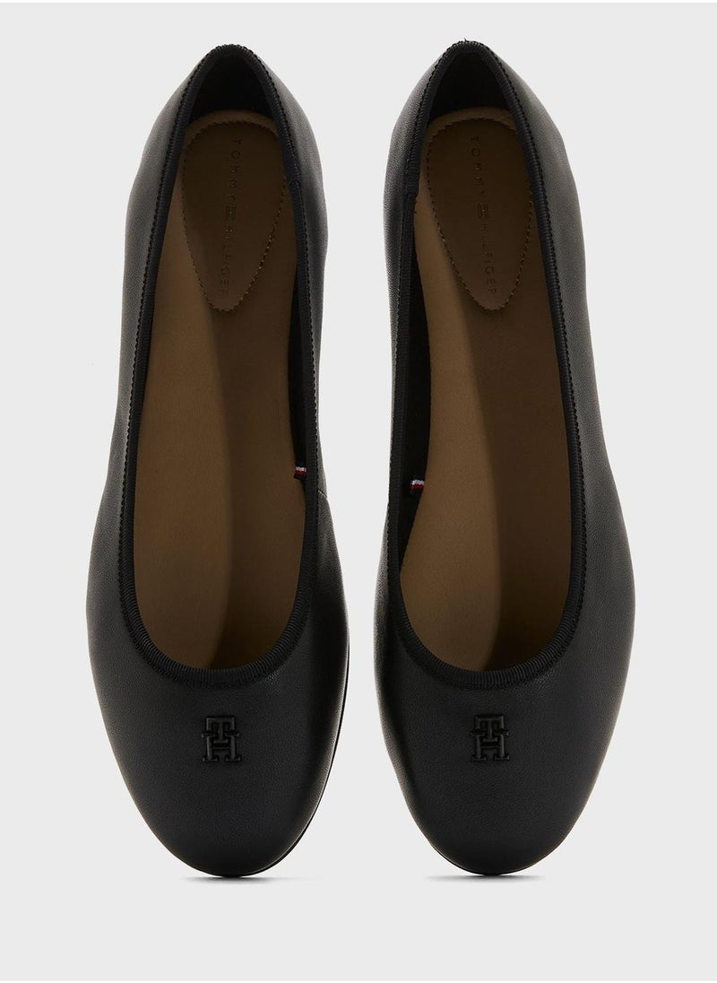 TOMMY HILFIGER Hardware Leather Ballerinas  - Image 5