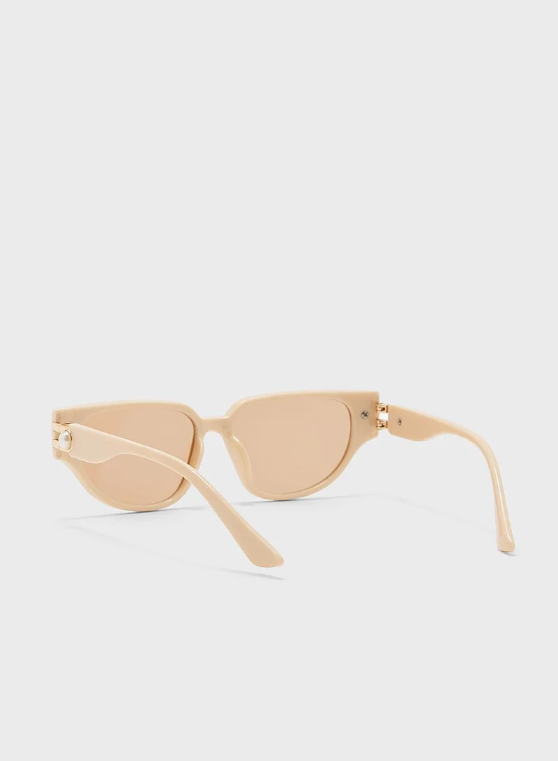 ELLA Pearl Arm Cat Eye Sunglasses