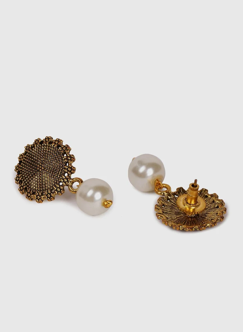 SOHI Antique Golden Loop Jewellery Set