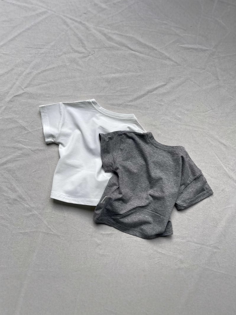 تي شيرت صيفي للرجال والنساء بأكمام قصيرة على طراز كوري مع دمية دب محشوة بتصميم إنستغرام - Image 3