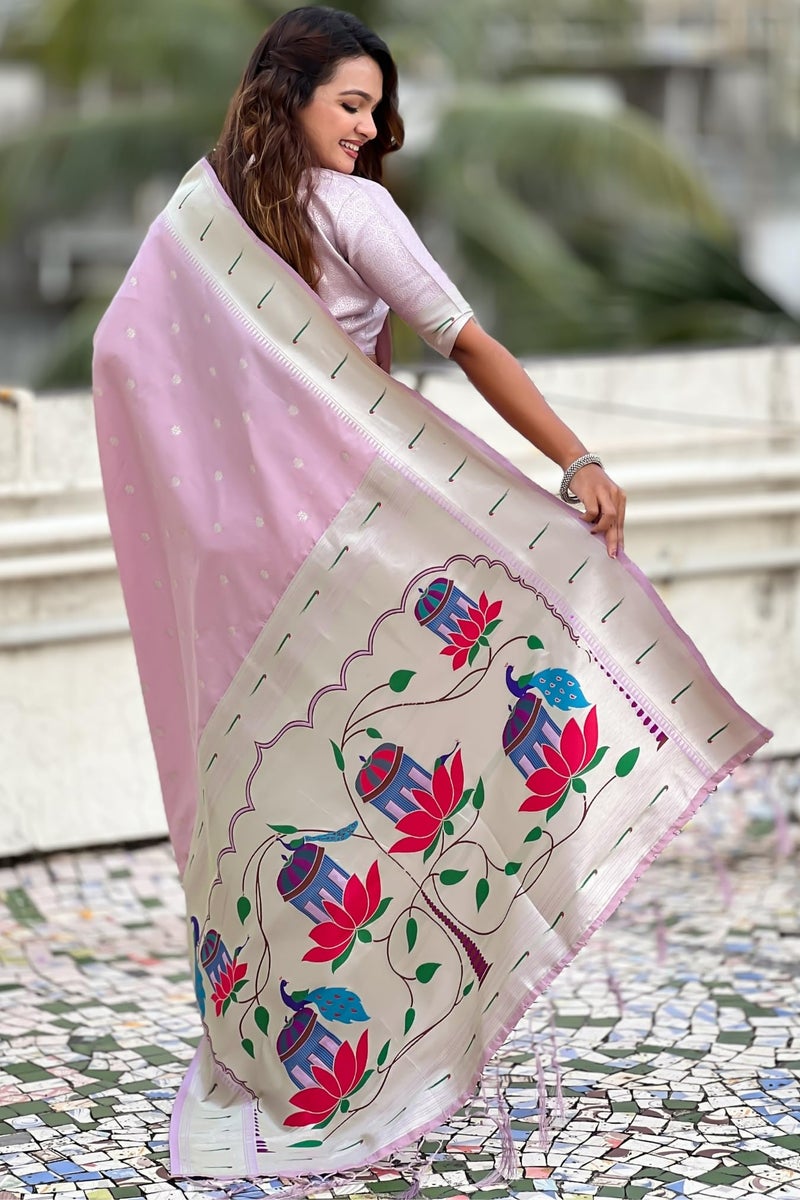 SGF11 Women's Kanjivaram Paithani Soft Silk Saree With Blouse Piece (Light Pink) - Image 4