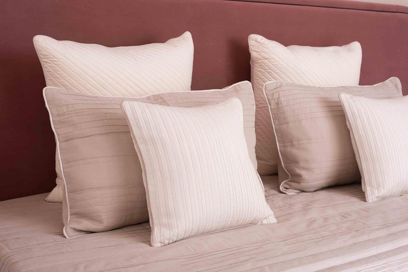 CASA AMI CASA AMI Austin Bedcover Set 1 bedcover 2 Pillow Covers and 2 Cushion Covers Suitable for King and Queen Beds Pattern Quilted Fabric Linen Suitable for King and Queen Beds Linen  - Image 2