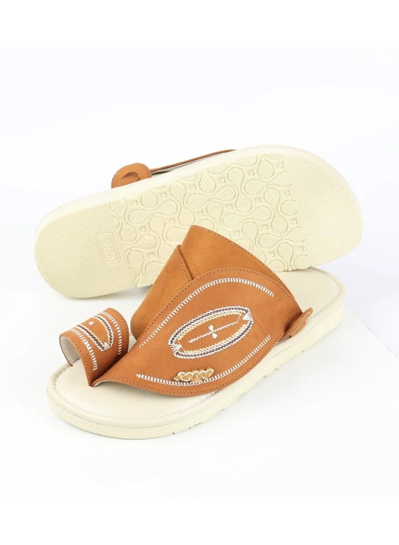 شخصية رجل  نعال شرقي مطرز - Image 2