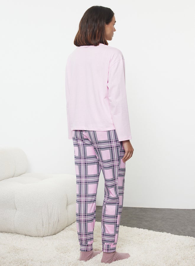 trendyol Pink-Multicolored 100% Cotton Winter Themed Plaid Knitted Pajama Set - Image 5