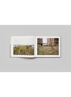 Joel Sternfeld: Walking the High Line: Revised Edition  - Image 1