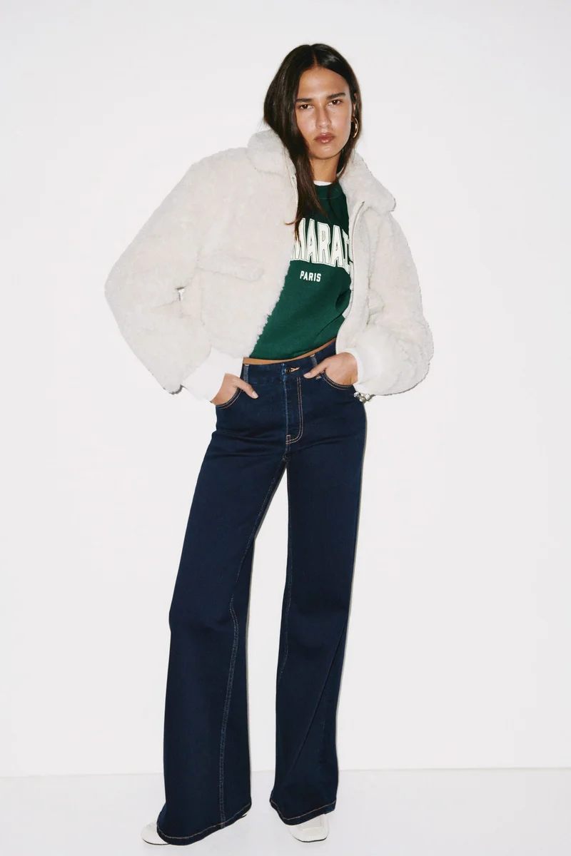 اتش اند ام جينز بخصر عالي وقصّة واسعة