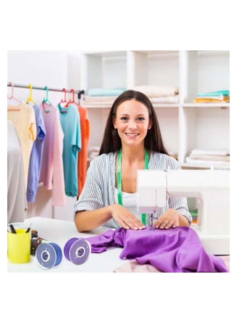 SYOSI طقم أدوات خيوط الخياطة 64 لفة بكرة خيوط ماكينة خياطة وبكالات الخياطة ملحقات خياطة مع مقص وخوذة خياطة وموصل خيط وشريط قياس و30 إبرة متعددة الألوان - Image 5