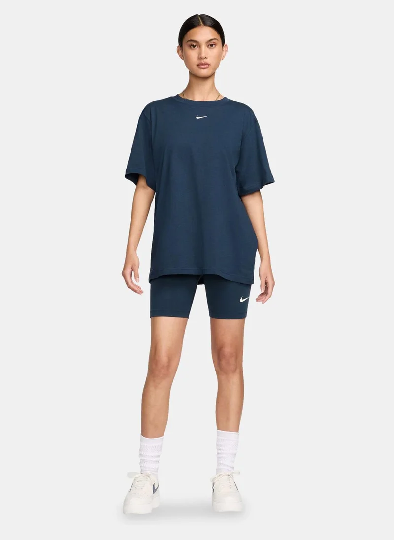 Nike Women's Sportswear Essential T-Shirt