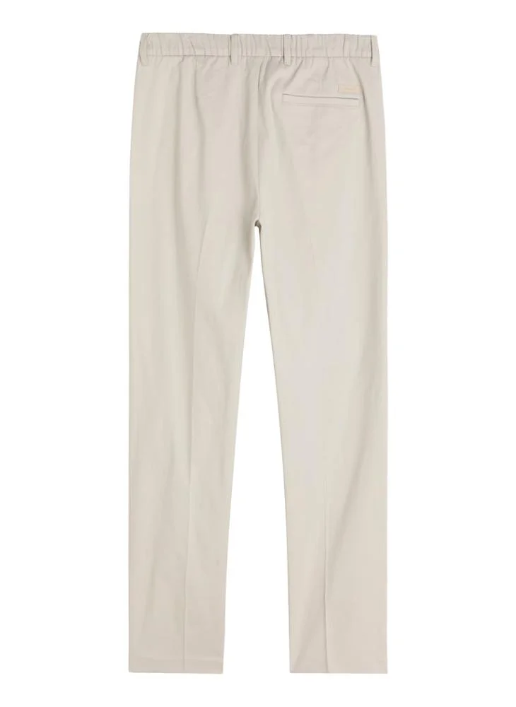 كالفن كلاين Satin Stretch Tapered Chino Trousers