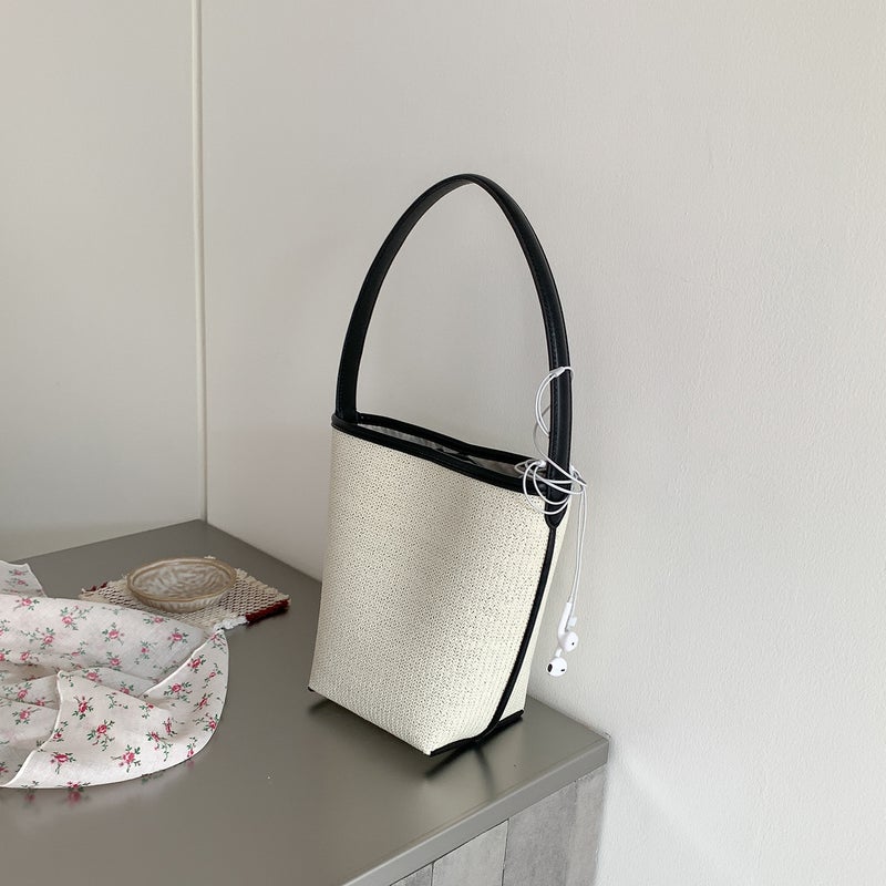 Korean Style Bucket Bag for Women, Handbag Shoulder Bag with Trendy Design - Image 2