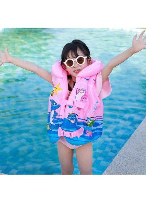 Multi-colored inflatable swimming vest with 2 safety buckles to ensure complete protection for the child. Easy to use, adjustable, comfortable and safe.