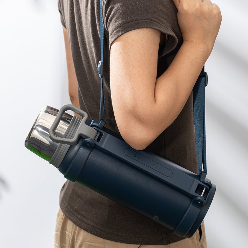 1.8L 9083 Vacuum Travel Pot, 304 Stainless Steel, Dual Lids, Scratch Wear Resistant, Portable Outdoor Water Bottle - Image 4