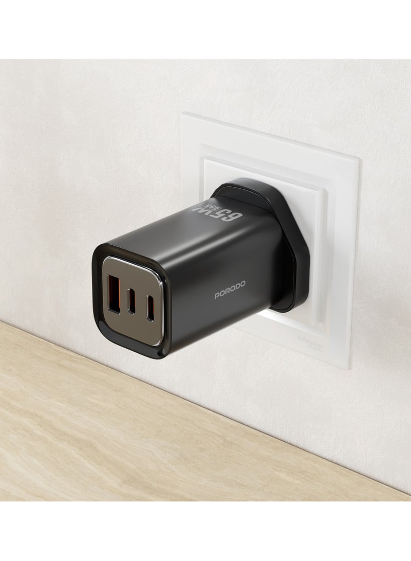 بورودو شاحن حائط سريع PD 65 وات ثلاثي المخرجات من GaN بمقبس المملكة المتحدة / مخرج USB-A ومخرجين USB-C / QC 22.5 وات / شحن متزامن / شاحن كمبيوتر محمول / حماية مدمجة - أسود - Image 5