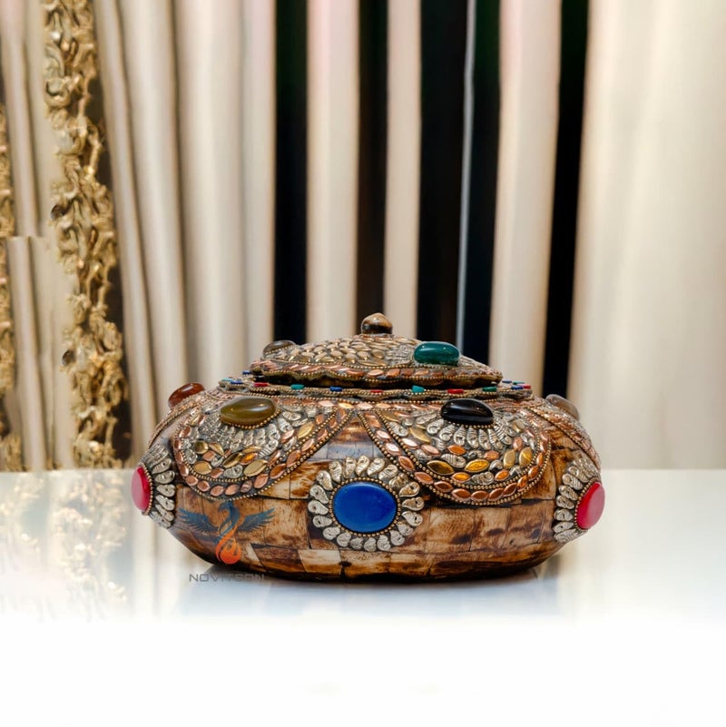 Novitson Amicus Gemma – Handcrafted Bone Artifact Jewel Box | Natural Bone Exterior, Gemstone Inlay | Artisan Keepsake & Collector's Art - Image 3