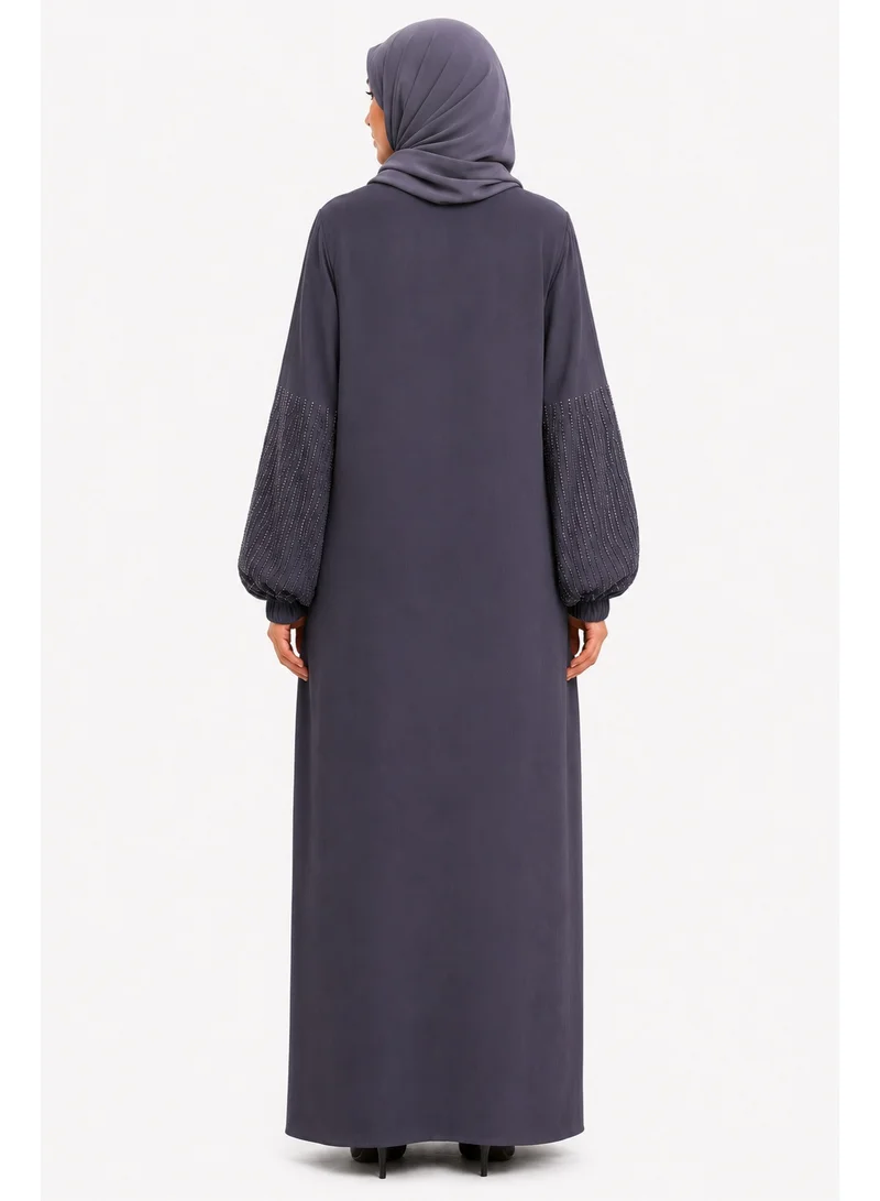 عباءات ريم Embellished Sleeve Abaya with Matching Sheila